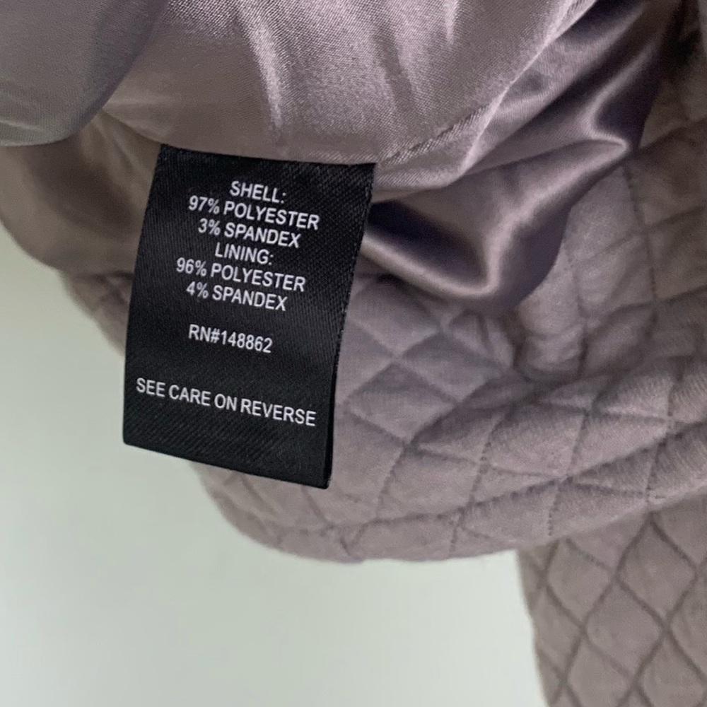 NWT Torrid Plus Size Pebble Grey Quilted Zip Up Moto Jacket - Picture 7 of 7